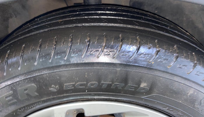 2023 KIA CARENS  PREMIUM 1.5 TURBO PETROL IMT 7 STR, Petrol, Manual, 45,765 km, Right Front Tyre Tread