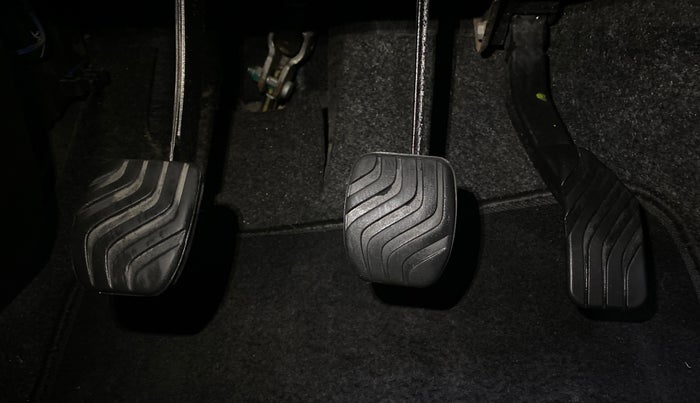 2020 Renault Kwid RXT 1.0 (O), Petrol, Manual, 25,210 km, Pedals