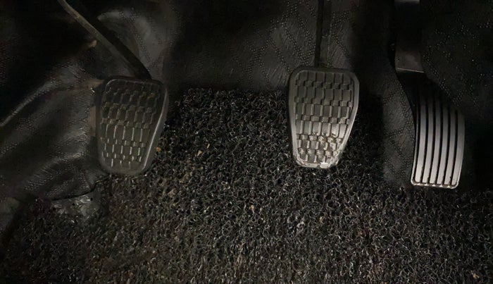 2022 Tata NEXON XZ PLUS PETROL, Petrol, Manual, 67,305 km, Pedals