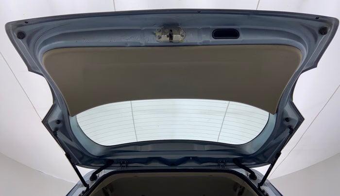 2013 Maruti Ertiga ZXI, Petrol, Manual, 66,660 km, Boot Door Open