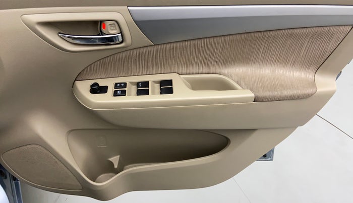 2013 Maruti Ertiga ZXI, Petrol, Manual, 66,660 km, Driver Side Door Panels Control