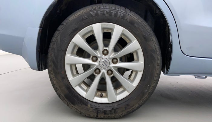 2013 Maruti Ertiga ZXI, Petrol, Manual, 66,660 km, Right Rear Wheel