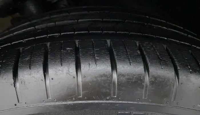 2018 Volkswagen Polo GT TSI 1.2 PETROL AT, Petrol, Automatic, 26,385 km, Left Rear Tyre Tread