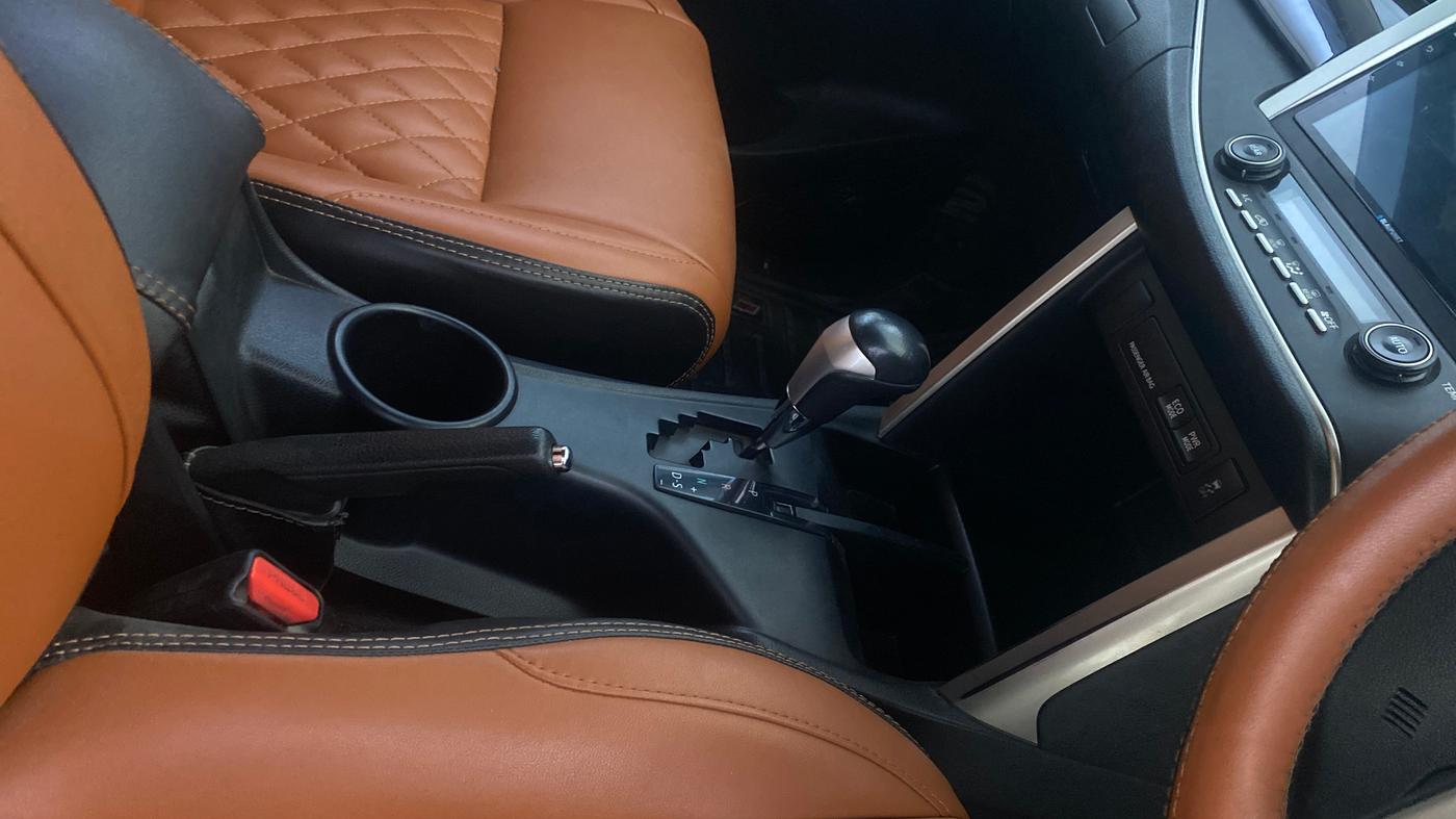 2018 Toyota Innova Crysta 2.8 ZX AT 7 STR, Diesel, Automatic, 1,07,889 km, Gear Lever
