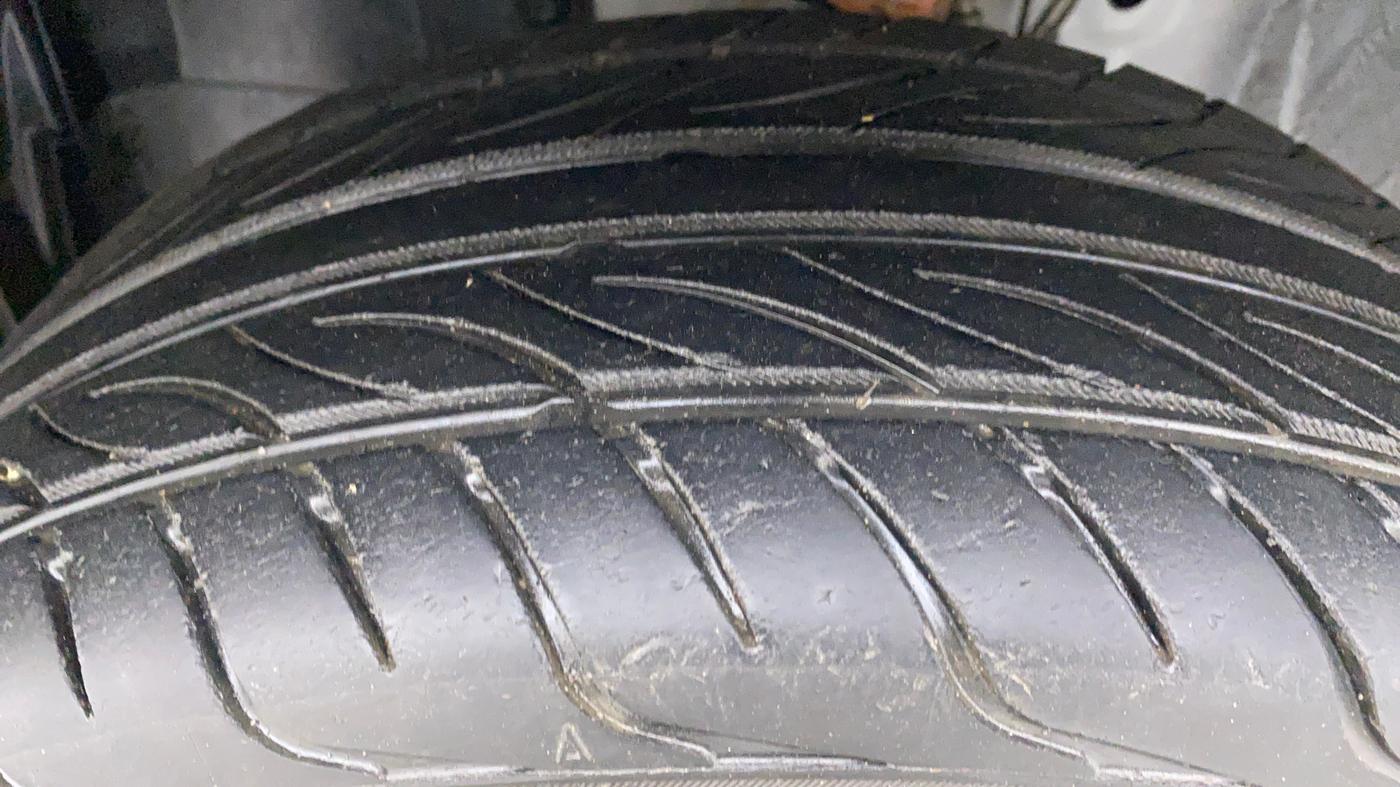 2020 Honda Amaze 1.2L I-VTEC E, Petrol, Manual, 13,328 km, Left Front Tyre Tread