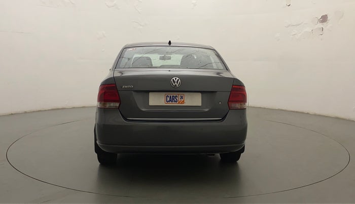 2014 Volkswagen Vento HIGHLINE 1.6 MPI, Petrol, Manual, 71,868 km, Back/Rear