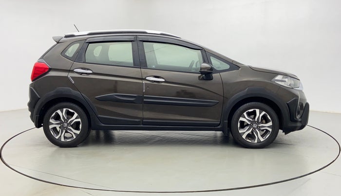 2017 Honda WR-V 1.2 i-VTEC VX MT, Petrol, Manual, 38,752 km, Right Side View