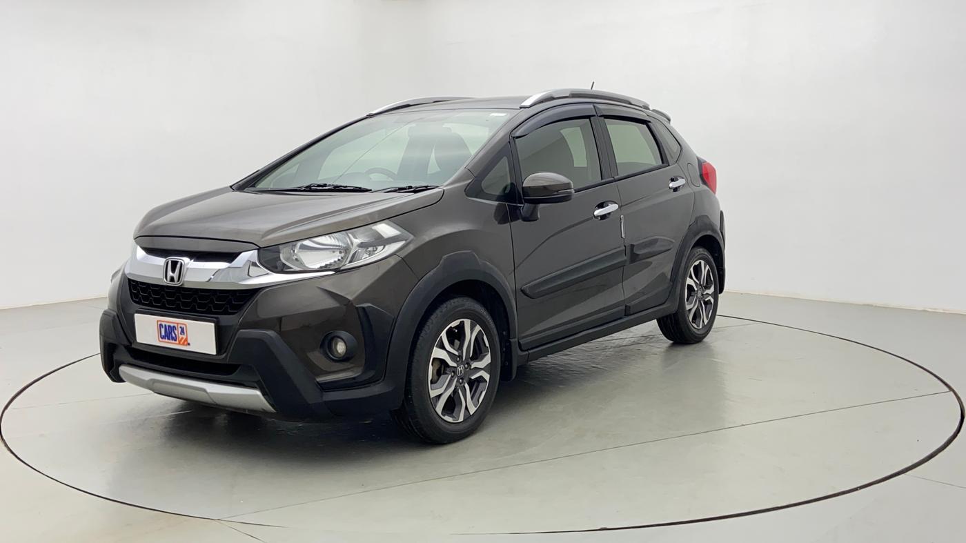 2017 Honda WR-V 1.2 i-VTEC VX MT, Petrol, Manual, 38,752 km, Left Front Diagonal (45- Degree) View