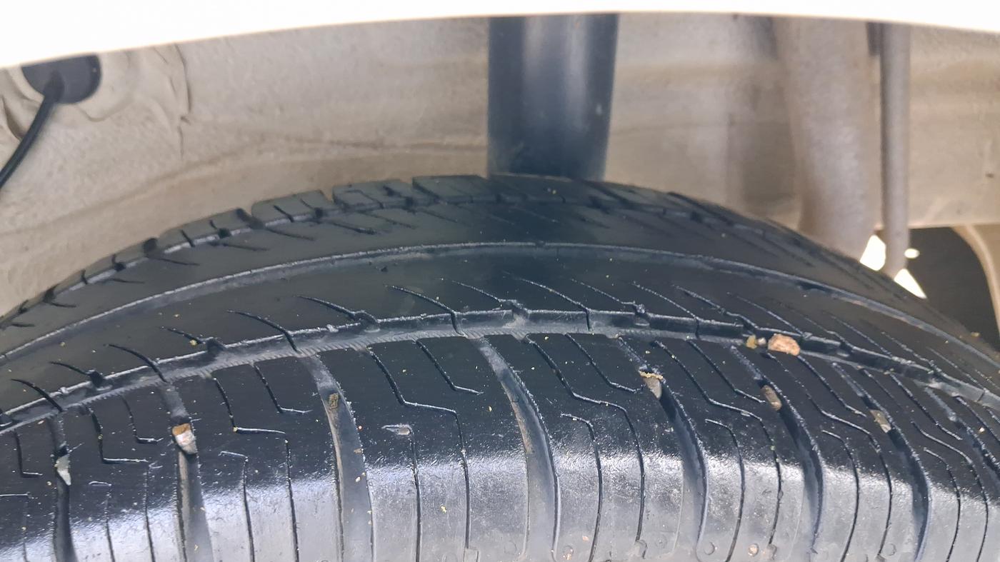 2017 Maruti Celerio ZXI (O), Petrol, Manual, 79,120 km, Left Rear Tyre Tread
