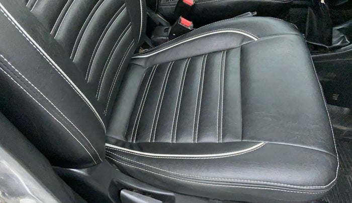 2018 Maruti Wagon R 1.0 LXI CNG, CNG, Manual, 68,632 km, Driver seat - Seat minor damage