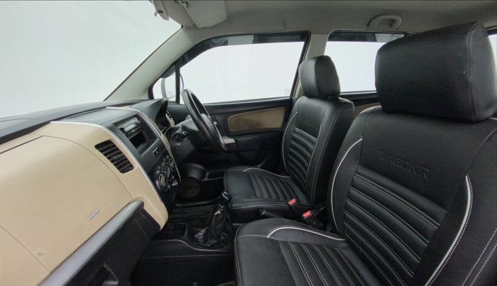 2018 Maruti Wagon R 1.0 LXI CNG, CNG, Manual, 68,632 km, Right Side Front Door Cabin