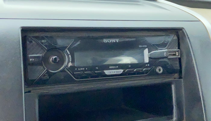 2018 Maruti Wagon R 1.0 LXI CNG, CNG, Manual, 68,632 km, Infotainment system - Button has minor damage