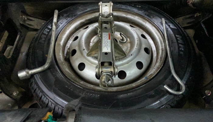 2018 Maruti Wagon R 1.0 LXI CNG, CNG, Manual, 68,632 km, Spare Tyre