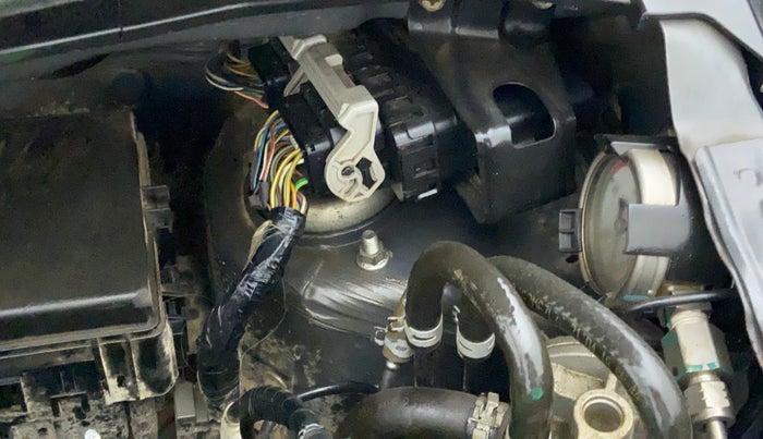 2018 Maruti Wagon R 1.0 LXI CNG, CNG, Manual, 68,632 km, Left Apron - Apron is partially repaired