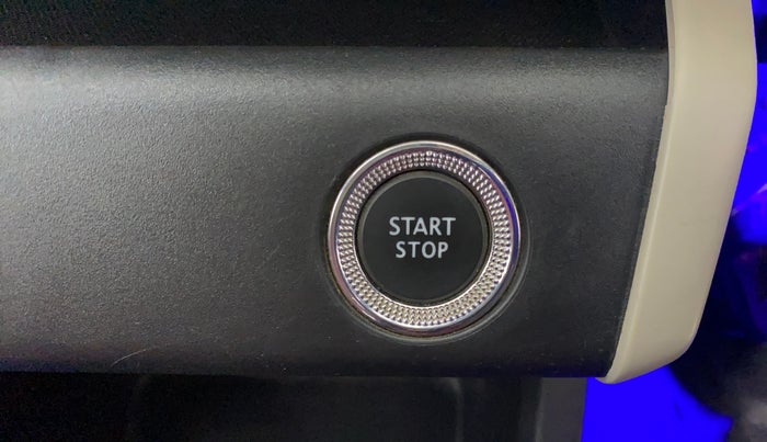 2021 Renault TRIBER RXZ AMT, Petrol, Automatic, 37,036 km, Keyless Start/ Stop Button