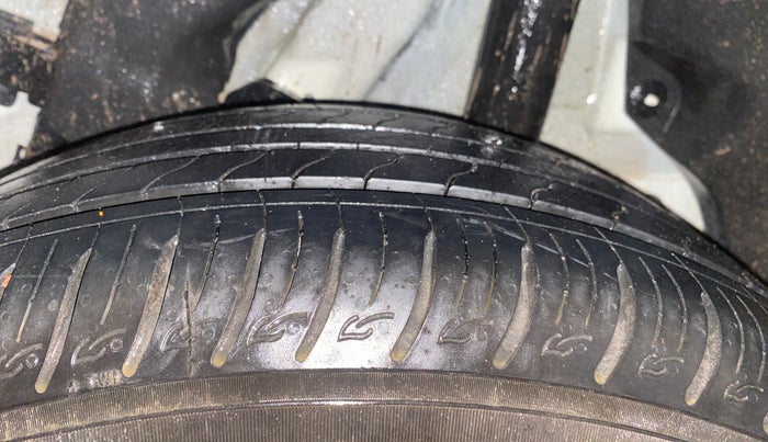 2022 Hyundai VENUE N LINE N8 1.0 TURBO DCT, Petrol, Automatic, 6,205 km, Left Rear Tyre Tread