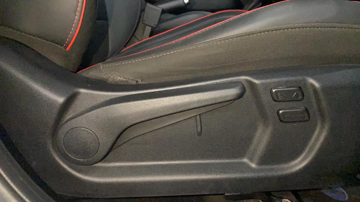 2022 Hyundai VENUE N LINE N8 1.0 TURBO DCT, Petrol, Automatic, 6,205 km, Driver Side Adjustment Panel