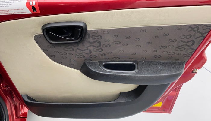 2016 Tata Nano TWIST XTA, Petrol, Automatic, 20,736 km, Driver Side Door Panels Control