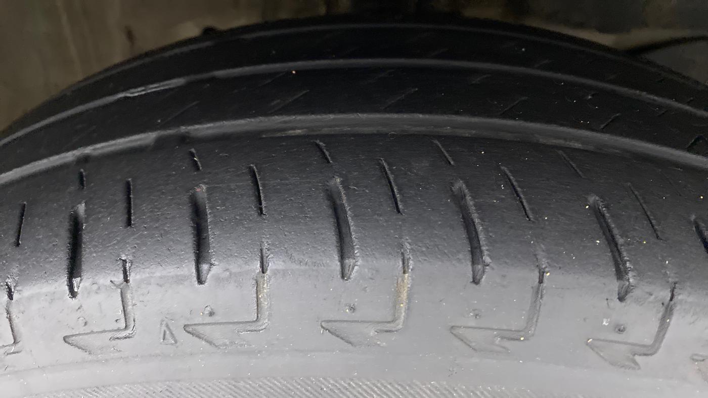 2018 Honda Amaze 1.5 V CVT I-DTEC, Diesel, Automatic, 32,186 km, Right Front Tyre Tread