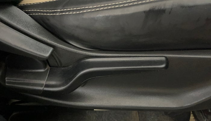 2021 Honda Amaze 1.2L I-VTEC VX, Petrol, Manual, 49,065 km, Driver Side Adjustment Panel