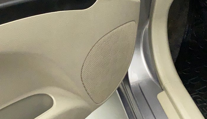 2017 Maruti Celerio VXI AMT, Petrol, Automatic, 45,153 km, Infotainment system - Front speakers missing / not working