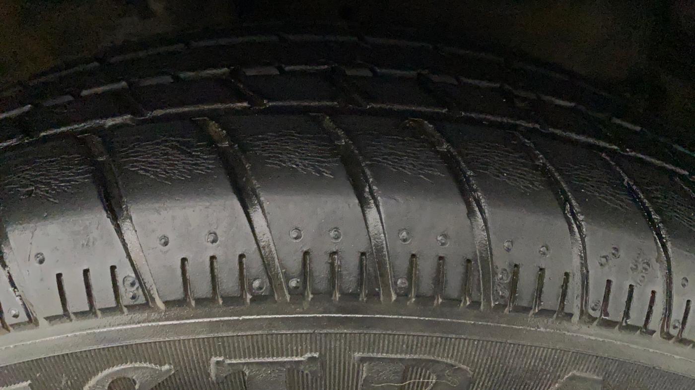 2017 Maruti Celerio VXI AMT, Petrol, Automatic, 45,153 km, Left Front Tyre Tread