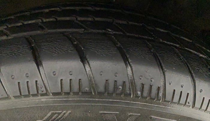 2017 Maruti Celerio VXI AMT, Petrol, Automatic, 45,153 km, Right Rear Tyre Tread