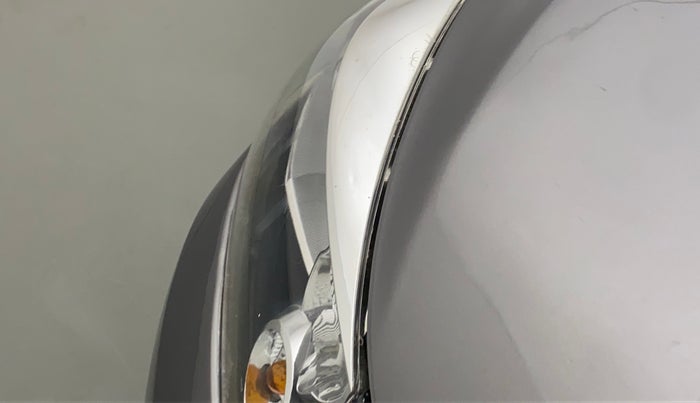 2017 Maruti Celerio VXI AMT, Petrol, Automatic, 45,153 km, Right headlight - Clamp has minor damage