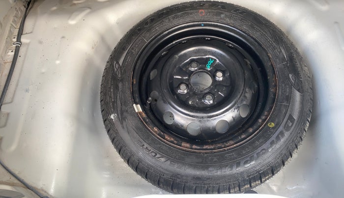 2015 Hyundai Eon SPORTZ, Petrol, Manual, 15,229 km, Spare Tyre