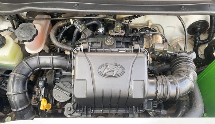 2015 Hyundai Eon SPORTZ, Petrol, Manual, 15,229 km, Engine View