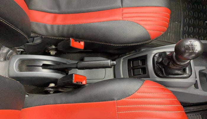 2016 Maruti Alto 800 LXI, Petrol, Manual, 35,645 km, Gear Lever