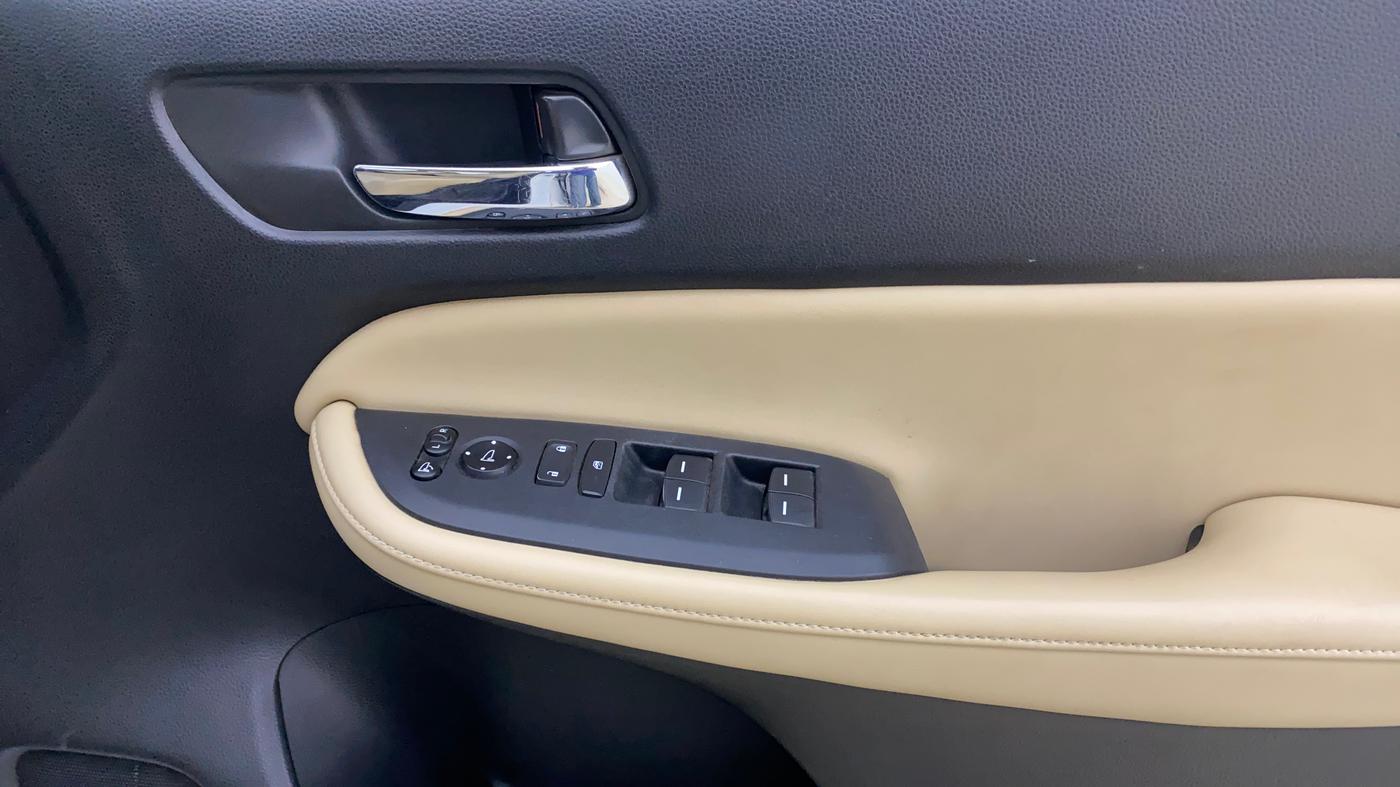 2021 Honda City 1.5L I-VTEC ZX CVT, Petrol, Automatic, 35,384 km, Driver Side Door Panels Control