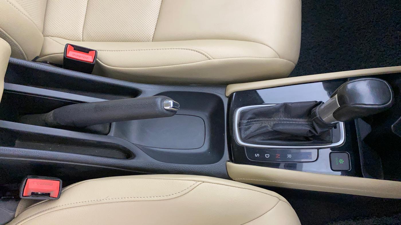2021 Honda City 1.5L I-VTEC ZX CVT, Petrol, Automatic, 35,384 km, Gear Lever