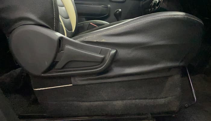 2021 Maruti S PRESSO VXI, Petrol, Manual, 38,531 km, Driver Side Adjustment Panel