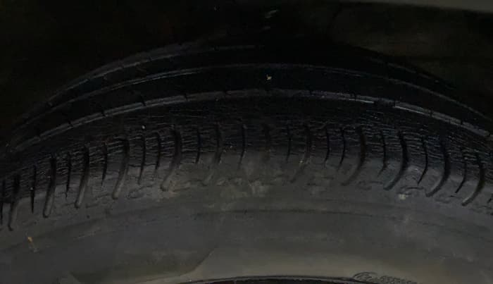 2021 Maruti S PRESSO VXI, Petrol, Manual, 38,531 km, Right Front Tyre Tread