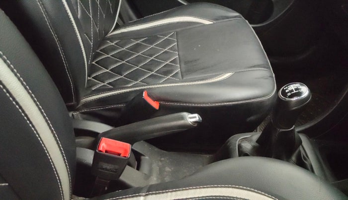 2014 Maruti Swift VXI, Petrol, Manual, 77,393 km, Gear Lever