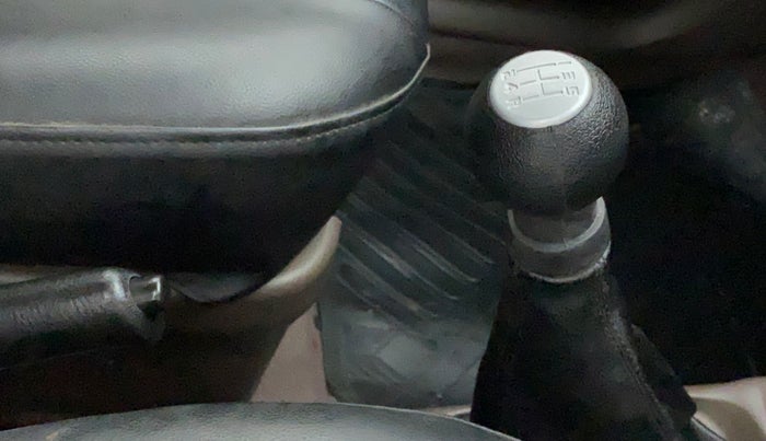 2010 Maruti Zen Estilo LXI, Petrol, Manual, 71,585 km, Gear Lever