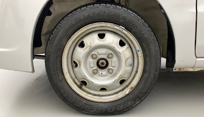 2010 Maruti Zen Estilo LXI, Petrol, Manual, 71,585 km, Left Front Wheel