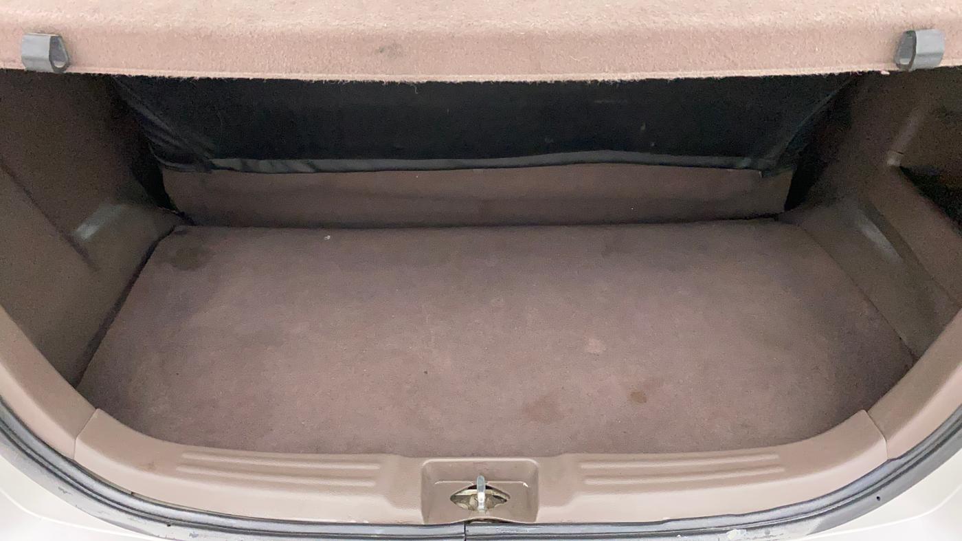 2010 Maruti Zen Estilo LXI, Petrol, Manual, 71,585 km, Boot Inside