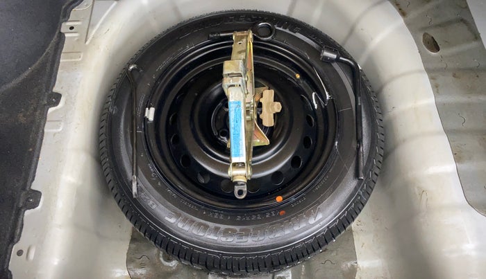 2015 Hyundai Verna FLUIDIC 1.6 VTVT S, Petrol, Manual, 45,118 km, Spare Tyre