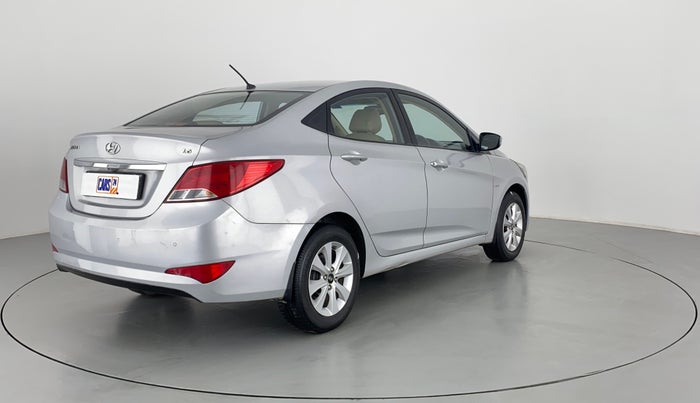 2015 Hyundai Verna FLUIDIC 1.6 VTVT S, Petrol, Manual, 45,118 km, Right Back Diagonal