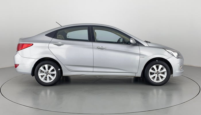 2015 Hyundai Verna FLUIDIC 1.6 VTVT S, Petrol, Manual, 45,118 km, Right Side View