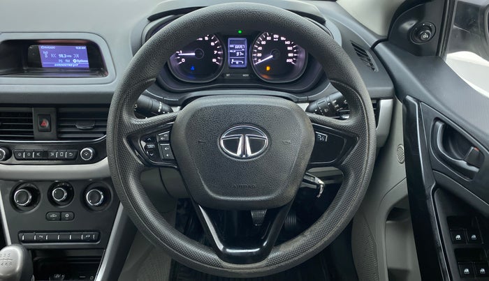 2018 Tata NEXON XM 1.5, Diesel, Manual, 68,389 km, Steering Wheel Close Up