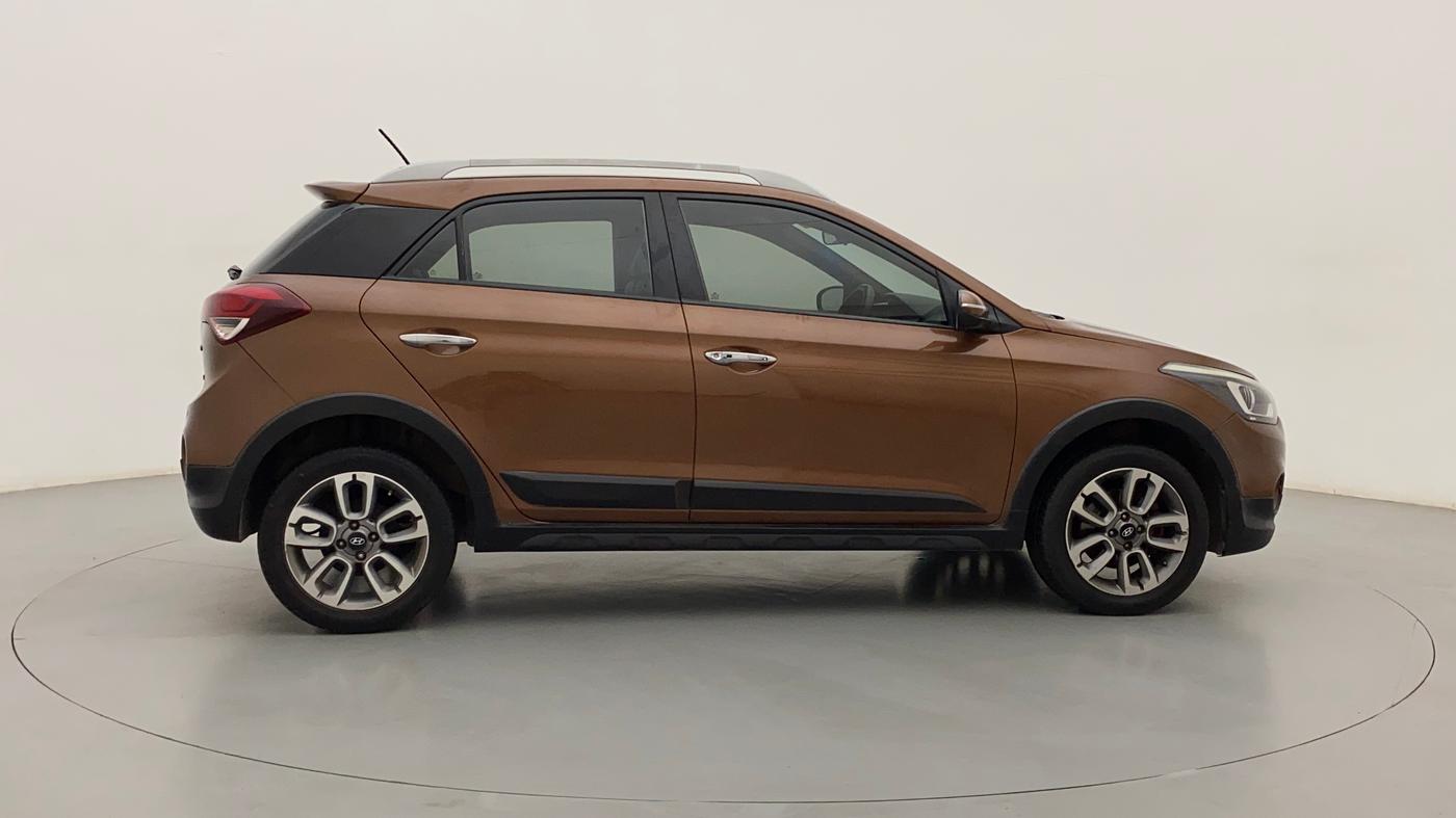 2016 Hyundai i20 Active 1.4 SX, Diesel, Manual, 82,644 km, Right Side View