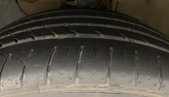 2016 Hyundai i20 Active 1.4 SX, Diesel, Manual, 82,644 km, Left Front Tyre Tread