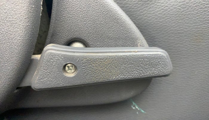 2015 Maruti Alto 800 LXI, Petrol, Manual, 39,916 km, Driver Side Adjustment Panel