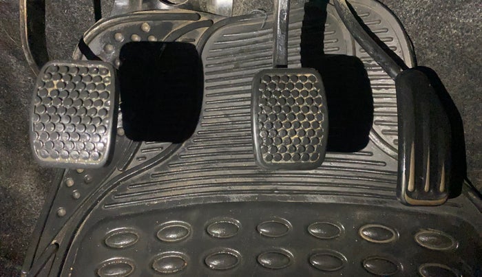 2015 Maruti Alto 800 LXI, Petrol, Manual, 39,916 km, Pedals