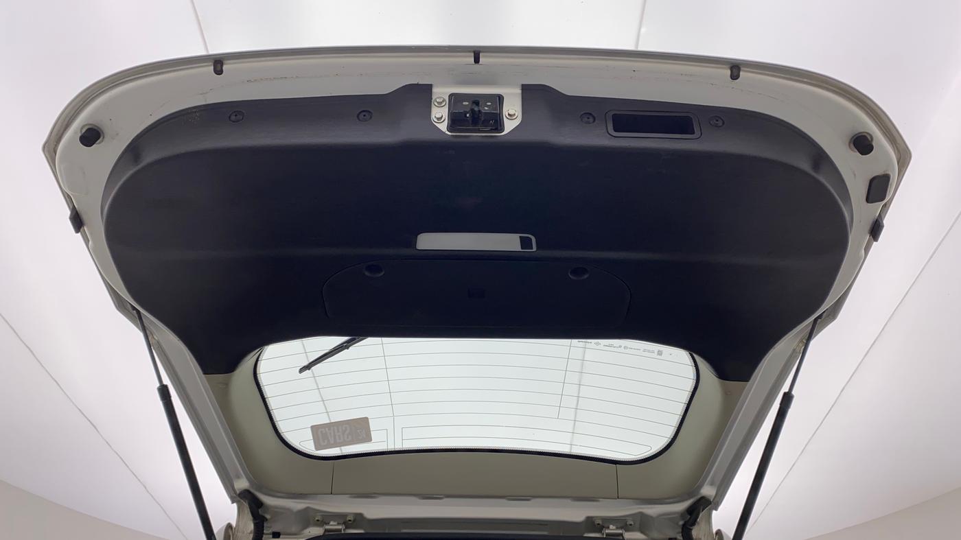 2018 Mahindra XUV500 W11 AT, Diesel, Automatic, 57,781 km, Boot Door Open