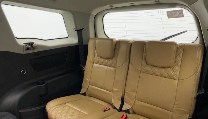2018 Mahindra XUV500 W11 AT, Diesel, Automatic, 57,781 km, Third Seat Row ( optional )