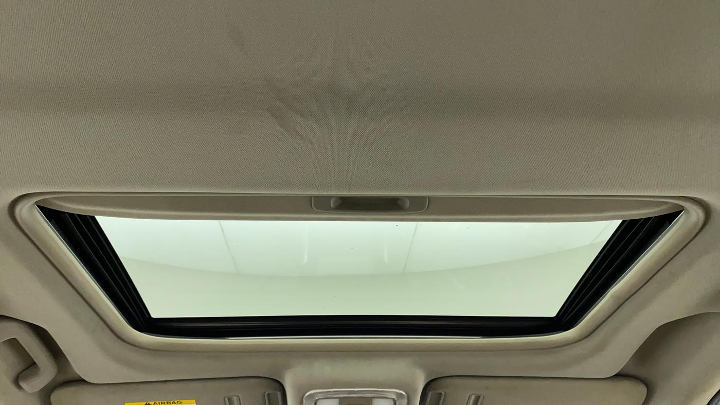 2018 Mahindra XUV500 W11 AT, Diesel, Automatic, 57,781 km, Moonroof/ Sunroof